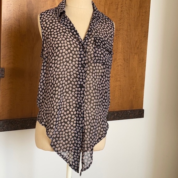 NWOT Teenbell shirt size S - Picture 2 of 7